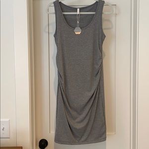 Like new- pinkblush grey ribbed ruched maternity dress